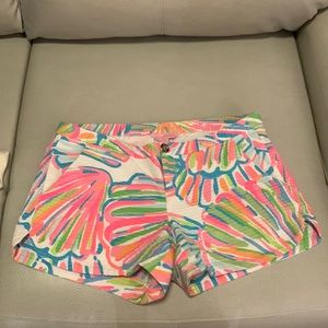 Lilly Pulitzer shorts size 0 100% cotton